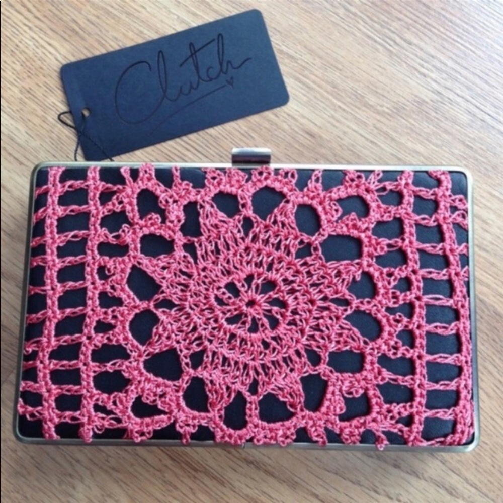 + CLUTCH + Fortune Box Clutch - Picture 2 of 2